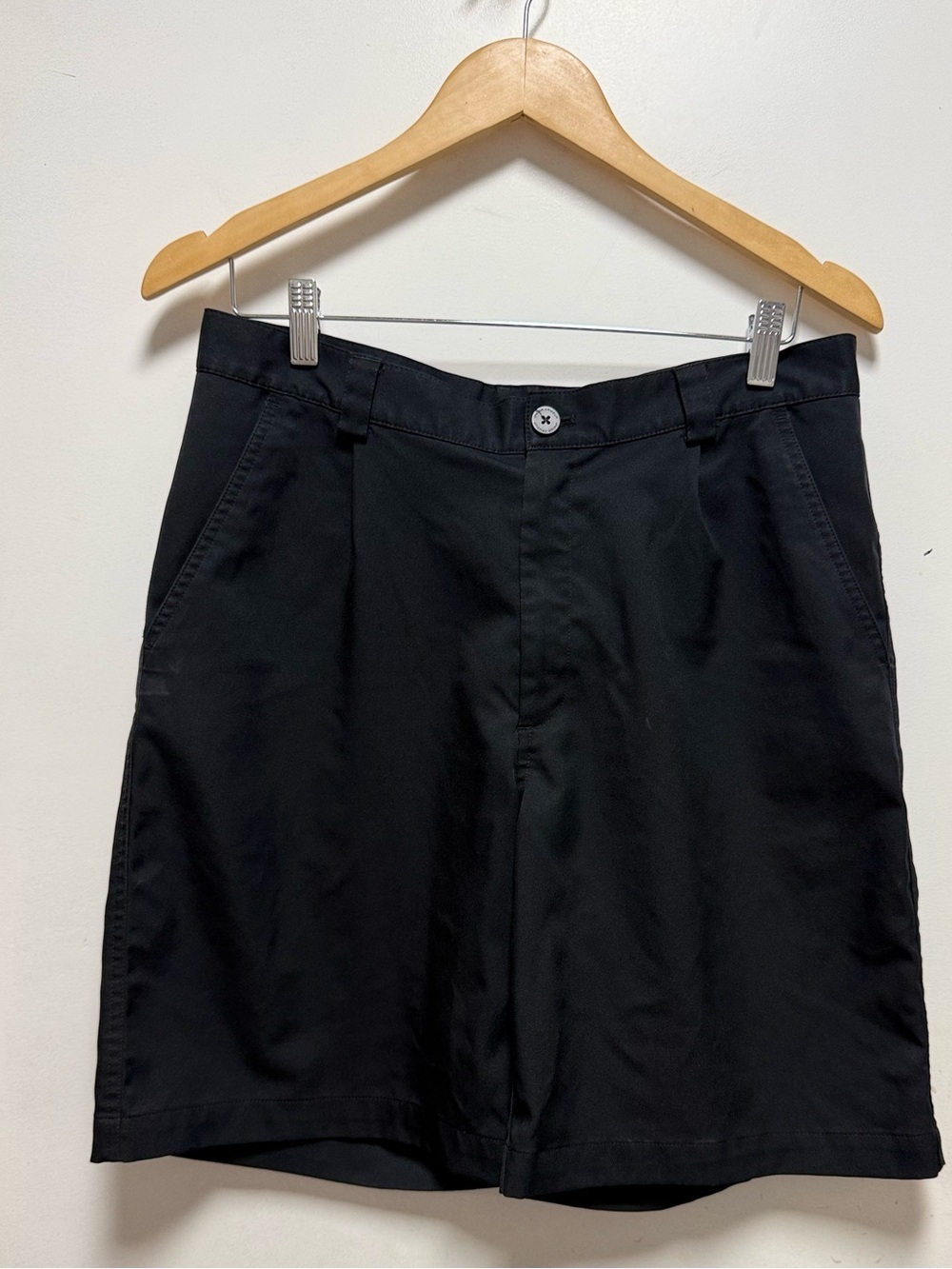 Under Armour Black Flat-Front Men's Shorts